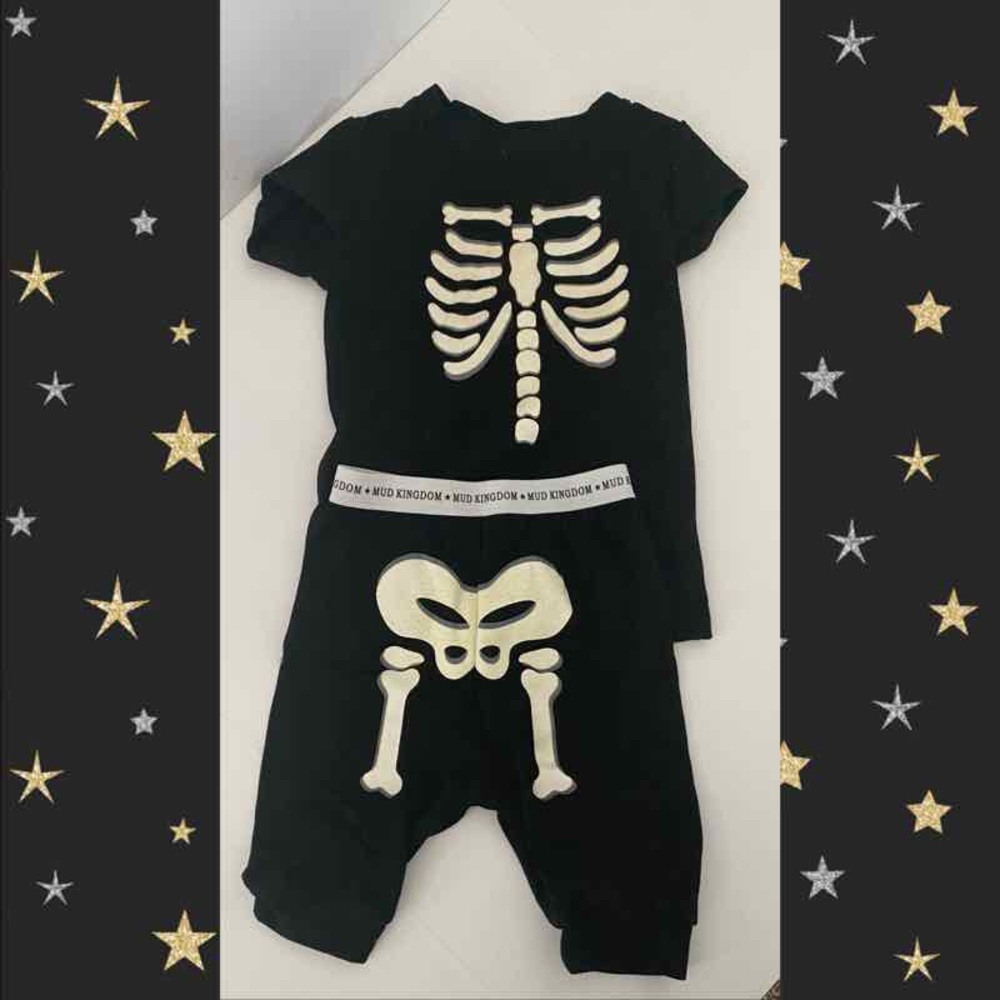 Glow in the dark skeleton pajamas NWOT